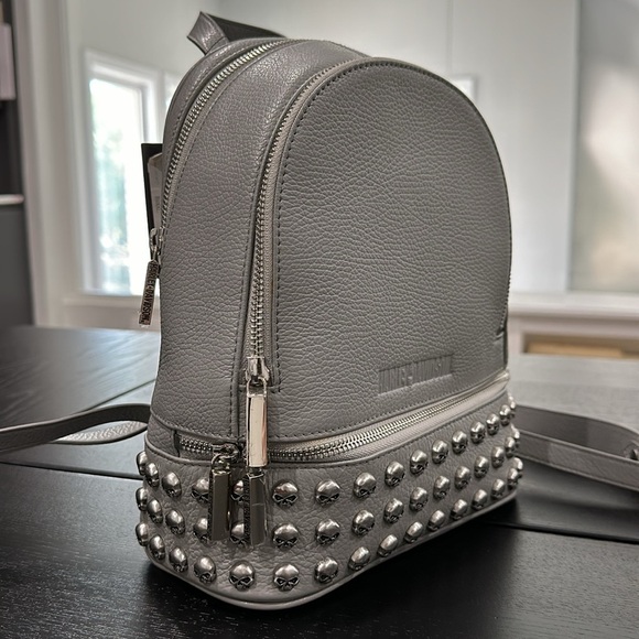 Harley-Davidson Grey Leather Willie G Skull Mini Backpack Purse main image 14
